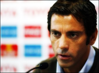 quique-sanchez-flores.png