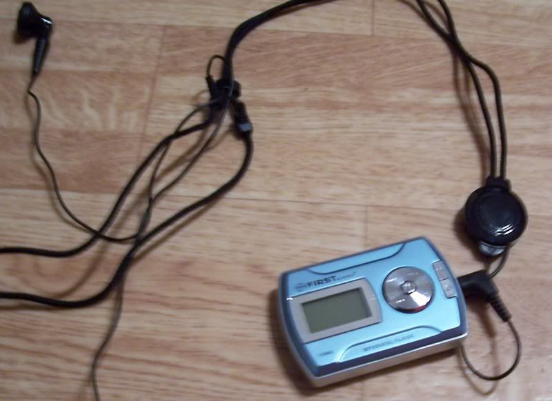 MP3001.jpg MP3001.jpg