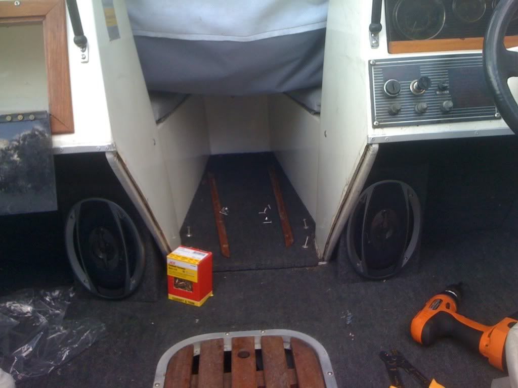 boatstereo5.jpg