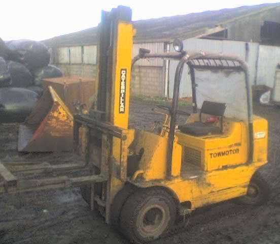 CATTowmotorForklift25112006.jpg