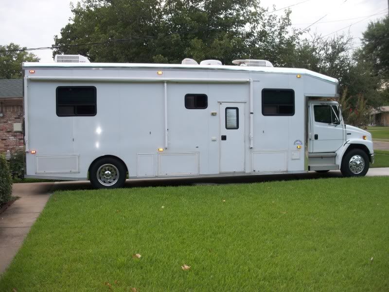 freightliner motorhome