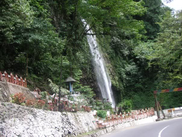 anai_waterfall.jpg
